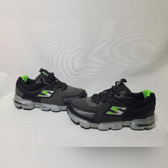 Sketchers air shoes- Mens size 6 - Picture 2 of 8